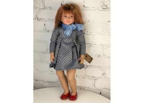 Куклы и одежда для кукол Lamagik S.L. Коллекционная кукла Амели в платье в горох 62 см
