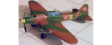 Сборные модели Звезда Сборная модель Советский штурмовик Ил-2 с пушками НС-37