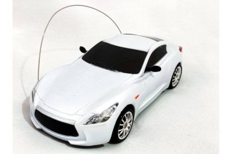 Радиоуправляемые игрушки HuangBo Toys Радиоуправляемая машинка для дрифта Aston Martin 4WD 1:24