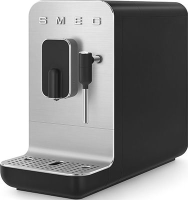 Кофемашина автоматическая Smeg BCC02BLMEU