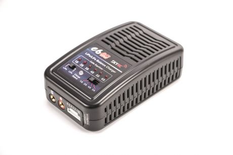 SkyRC E6 AC Li-Po with TRX Plug (SK-100052-01) - зарядное устройство (Black)