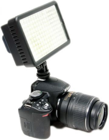 Светодиодный видеосвет Flama FL-LED5020 для фото и видеокамер (в комплекте акк. 2200mAh)