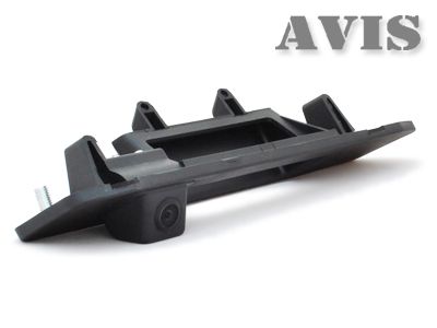 CCD штатная камера заднего вида AVIS AVS321CPR для MERCEDES ML W166 (2011-...) (#130), интегрированная с ручкой багажника